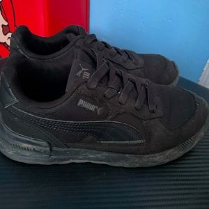 Black Puma Kids big Kid 3